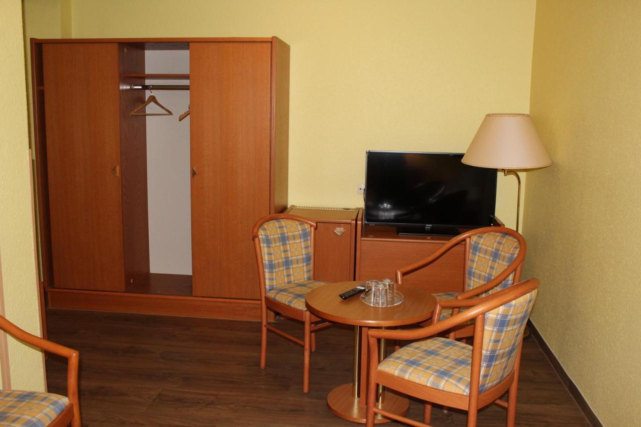 Rasthaus Hotel Schackendorf Zewnętrze zdjęcie